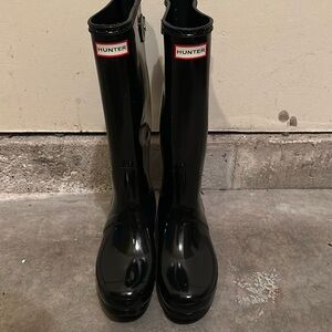 Hunter rain boots (black)